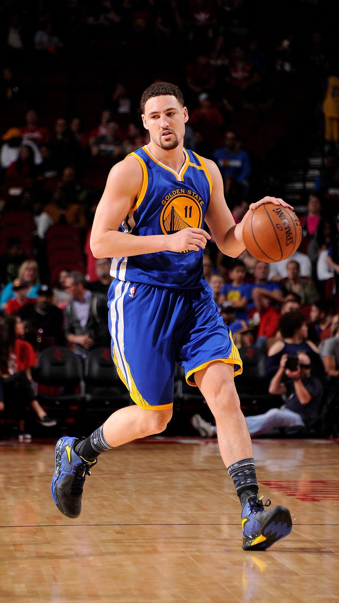 曼纳：冬窗是一个机会，中场是我们的引援关注重点（曼纳：冬季转会窗是良机，中场补强将成首要任务）