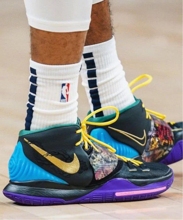 斯内德：穆帅对我而言就像父亲，贝尼特斯来国米的时机不对（斯内德：穆里尼奥如父亲般存在，贝尼特斯执教国米时机不合适）