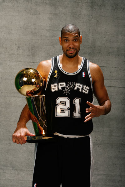 斯基拉：比萨想租借国米的卡尔博尼和罗马的皮西利（斯基拉称：比萨希望从国米与罗马租来卡尔博尼、皮西利）