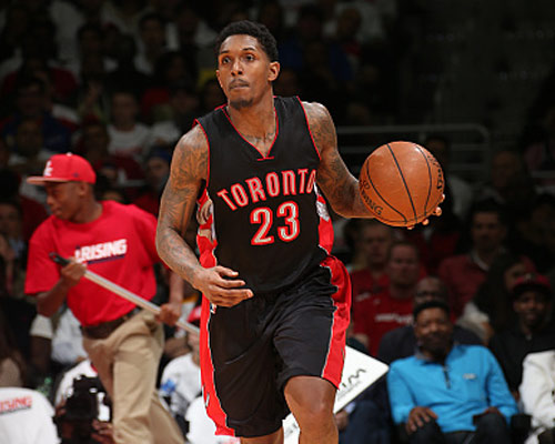 米体：劳塔罗近6个月奔波10.4万公里参加比赛，能绕地球三圈（米体：劳塔罗近半年参赛旅程达10.4万公里，相当于绕地球三圈）