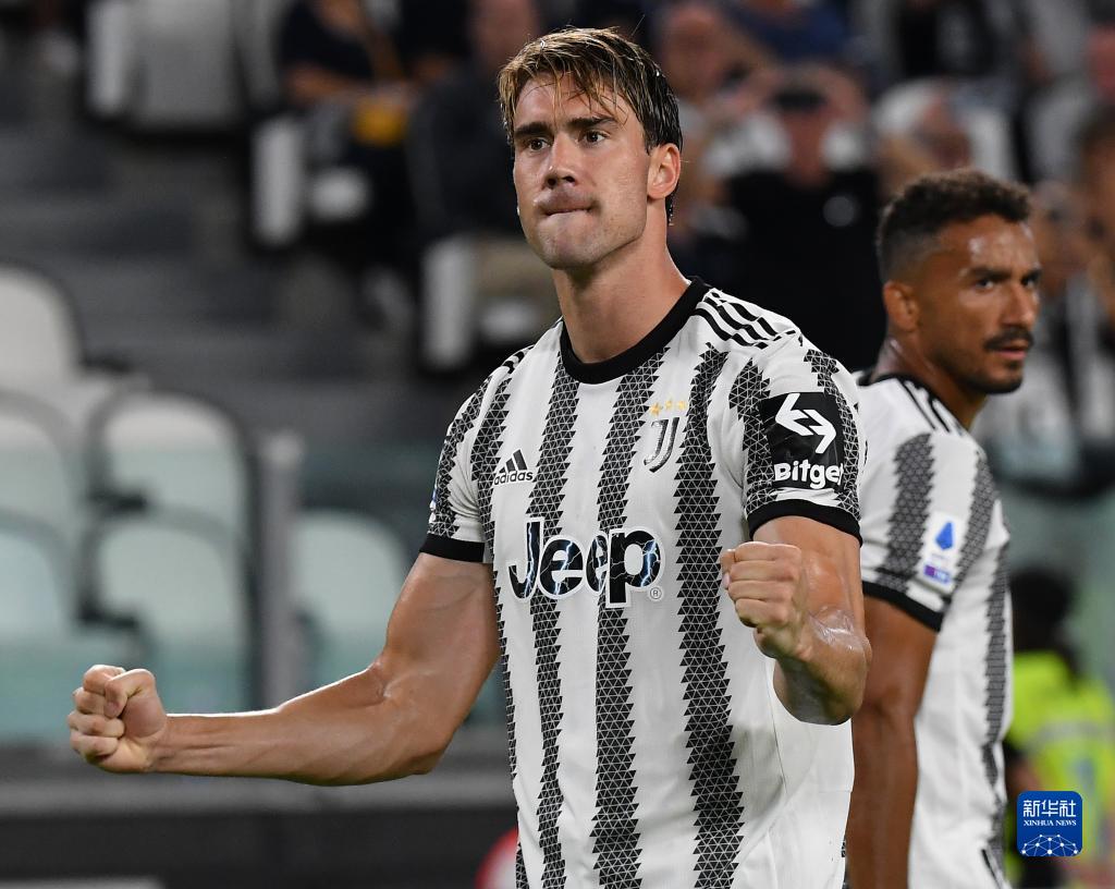 半场战报：摩纳哥2-1帕福斯，南野拓实、巴洛贡破门（半场速报：摩纳哥2-1领先帕福斯，南野拓实与巴洛贡建功）