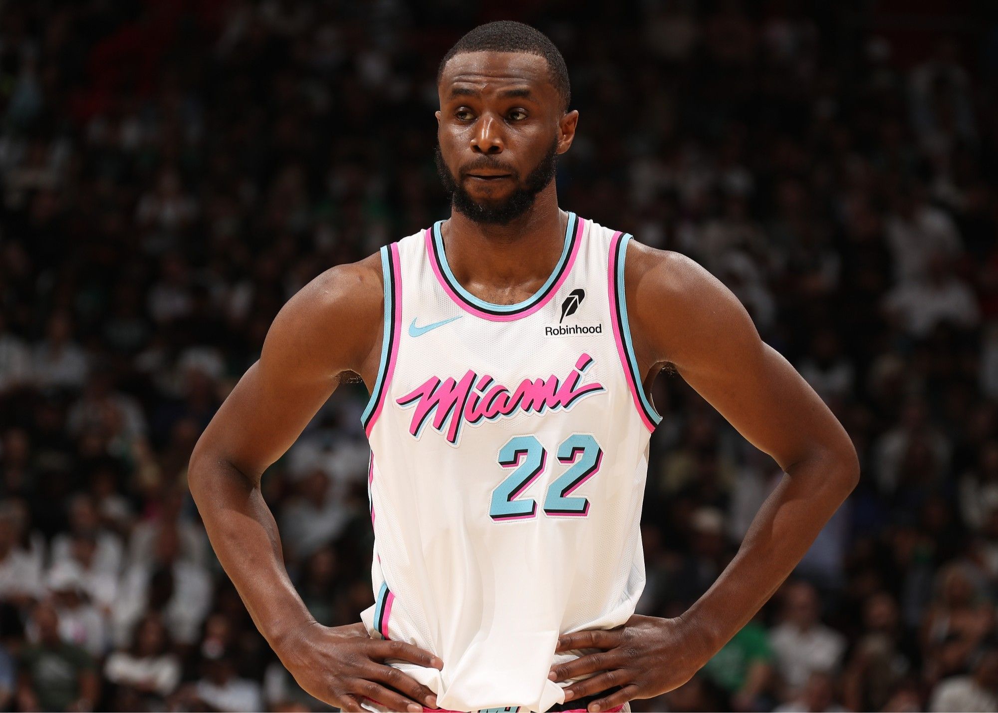 C罗谈缺席若塔葬礼：这种时刻我不想成焦点，不后悔这一决定（C罗回应缺席若塔葬礼：不愿成为焦点，对此并不后悔）