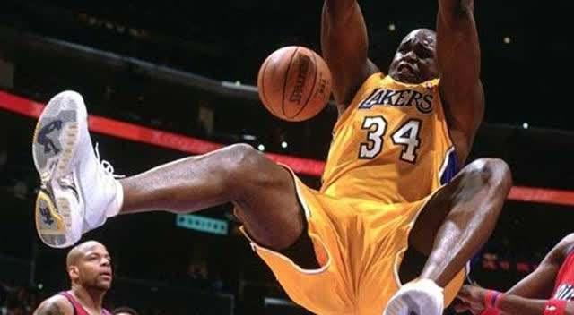 斯基拉：尤文派球探考察意大利20岁右后卫帕莱斯特拉（斯基拉称尤文已派球探考察20岁意大利右后卫帕莱斯特拉）