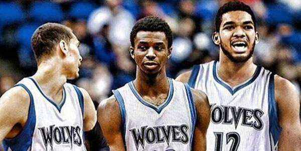 本泽马：不想踢世界杯是假话；齐祖若执教法国我祝他一切顺利（本泽马辟谣拒踢世界杯；称若齐祖执教法国将送上祝福）