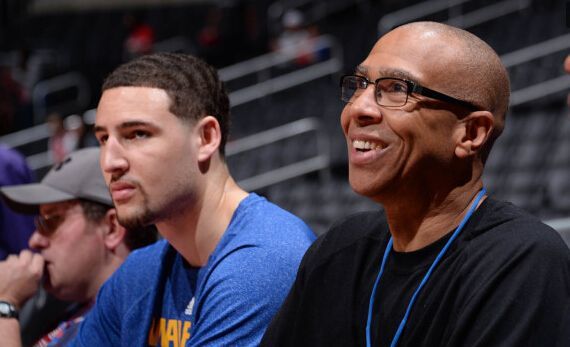 辽宁男篮王哲林末节关键表现（王哲林末节高光表现领衔辽宁男篮）