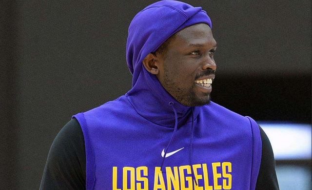 斯帕莱蒂：踢那不勒斯时我的选择出错了；热格罗瓦明天会首发（斯帕莱蒂：对阵那不勒斯我用人有误，热格罗瓦明日将首发）