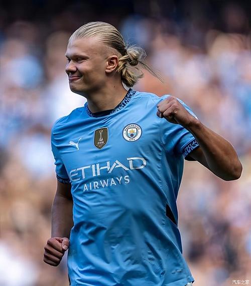 欧冠战报：孔德双响，克瑙夫破门，巴塞罗那2-1法兰克福（欧冠速递：孔德梅开二度，克瑙夫建功，巴萨2-1力克法兰克福）