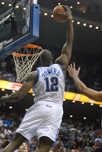 米体：索默犯了不少错，国米在寻找靠谱的一门（米体：索默频繁失误，国米正物色可靠主力门将）