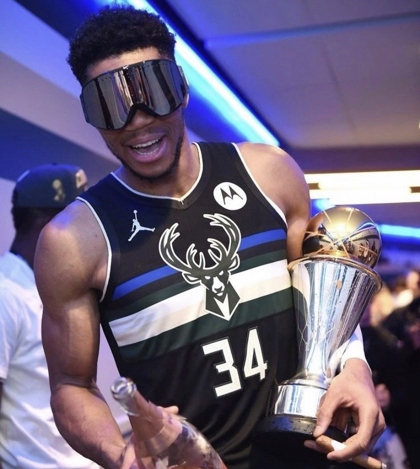 卫报公布百大球星第41至第70位：C罗位居第51名（《卫报》百大球星榜41-70位出炉：C罗位列第51名）