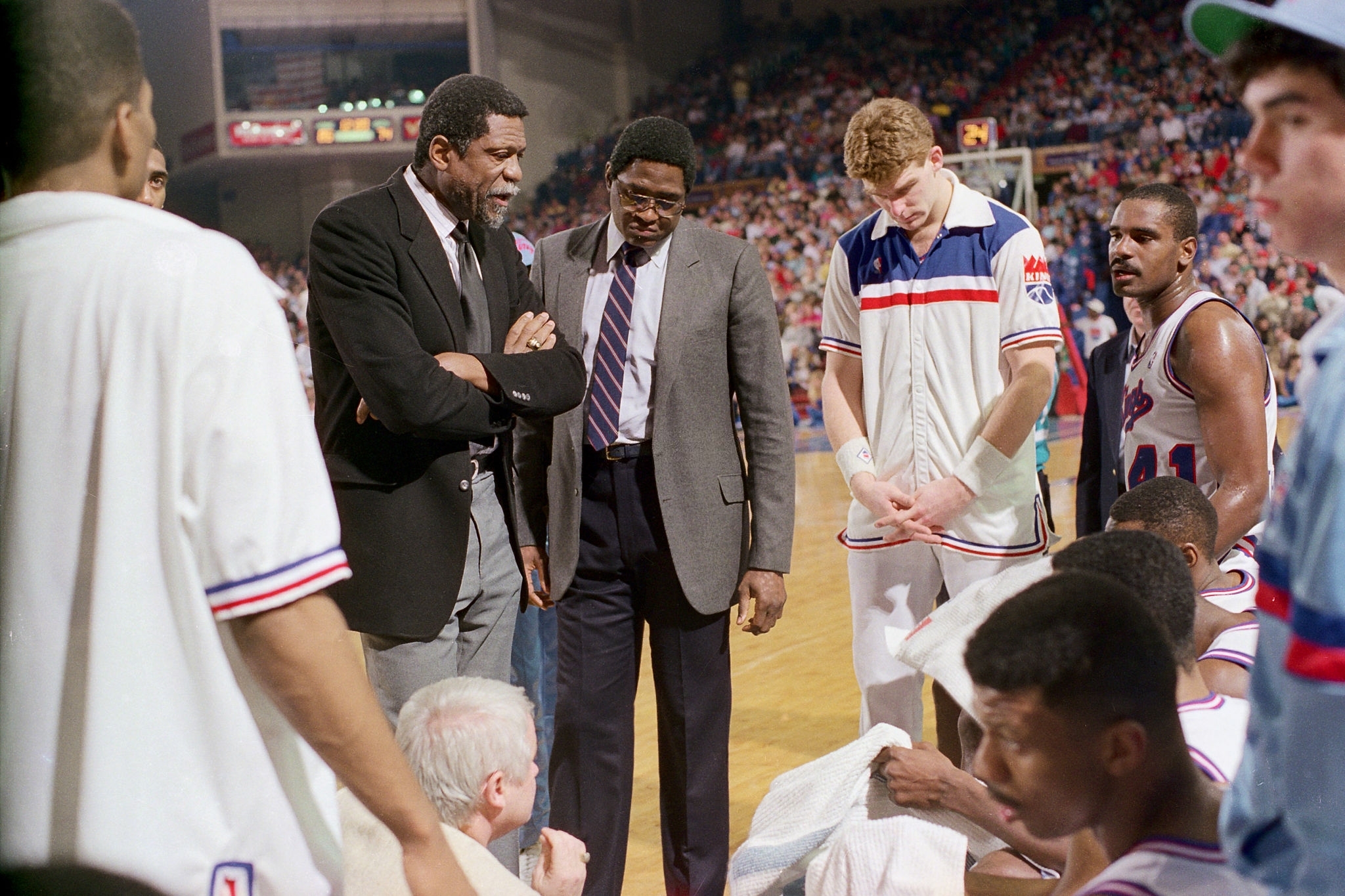 拉菲尼亚伤愈归来，巴萨精神领袖再现！他的价值远不止进球数据（拉菲尼亚伤愈复出，巴萨精神支柱归位：他的价值远不止进球）
