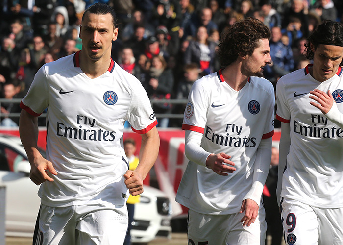 皇马国王杯大名单：82、阿诺德等9人缺席，姆巴佩在列（皇马公布国王杯名单：姆巴佩在列，82与阿诺德等共9人缺席）