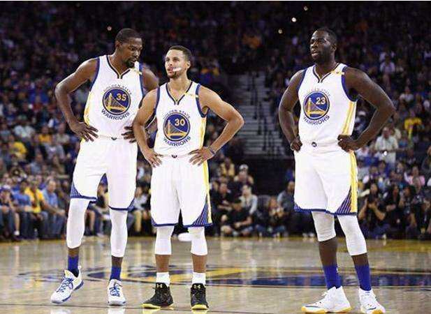 马丁内斯：C罗首发是因为进球高效，如今没有不劳而获的事（马丁内斯：C罗凭高效进球赢得首发，如今没有不劳而获）