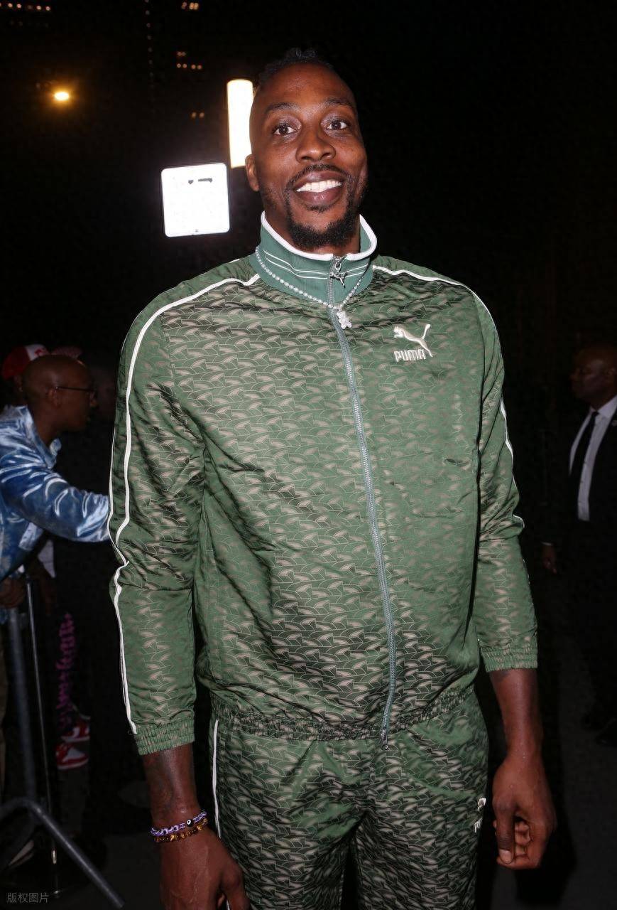 拜仁实现自然年德甲客场不败，为队史第三次（拜仁自然年德甲客场不败，队史第3次达成）